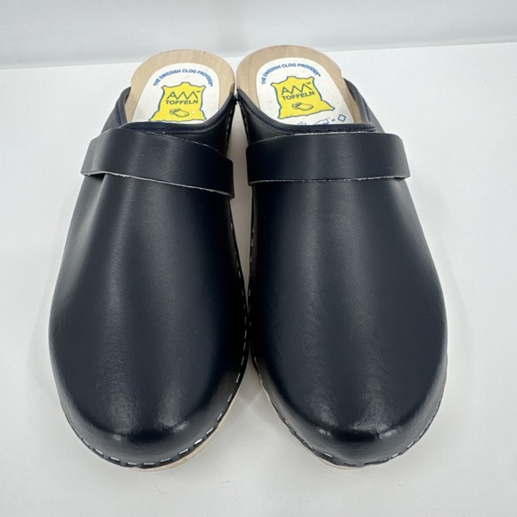 AM-Toffeln Swedish Style Clogs in Navy (100) Wooden Footbed 42 11 W 9 M New - Picture 2 of 11